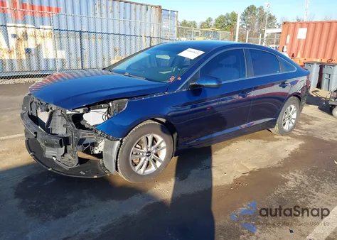 2017 Hyundai Sonata z USA, uszkodzony, nr VIN 5NPE24AFXHH549004